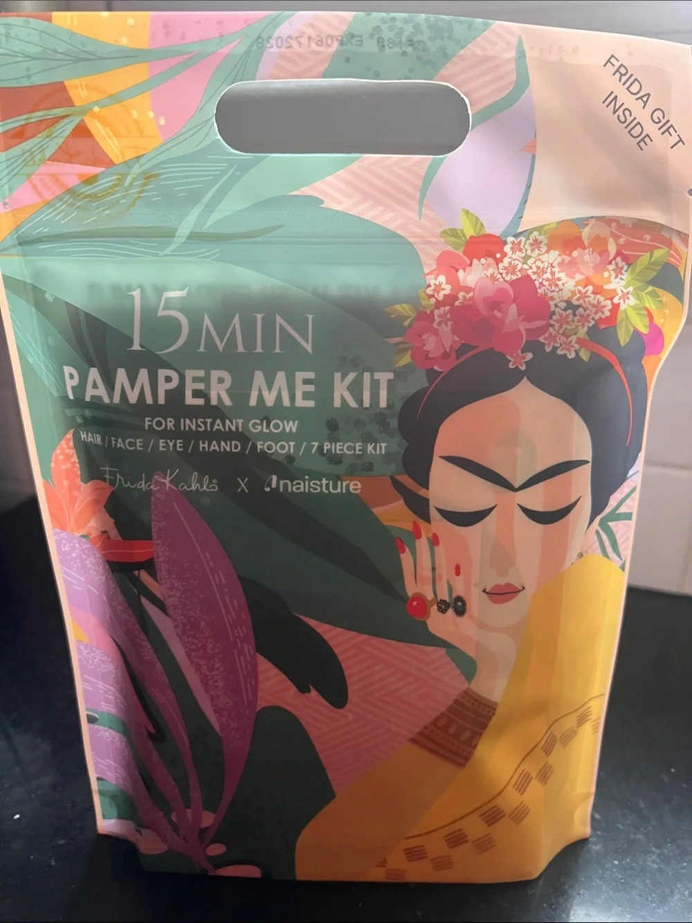 15 Min Pamper Me Kit by Onasture - Mint & Floral
